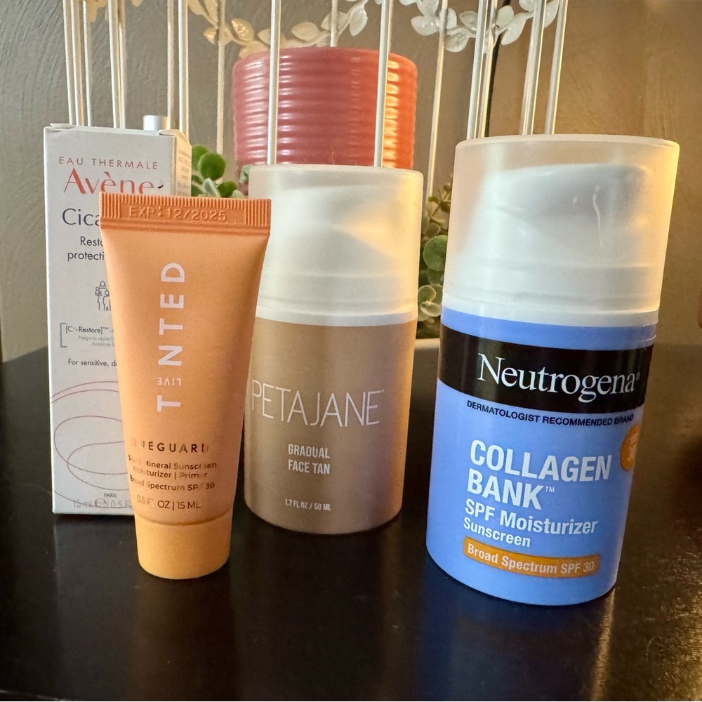 Peta Jane Gradual Face Tanner and Neutrogena Collagen Bank SPF plus 2 samples